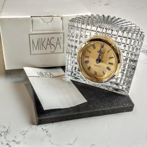 Vintage Mikasa Sutton Place Oval Crystal Desktop Clock - Picture 1 of 5